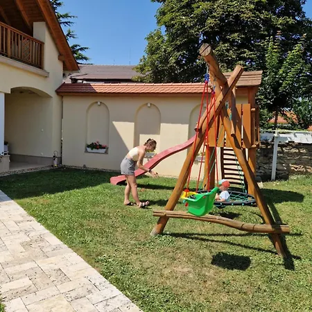 Gracia Guest house