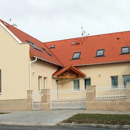 Guest house Gracia 2*